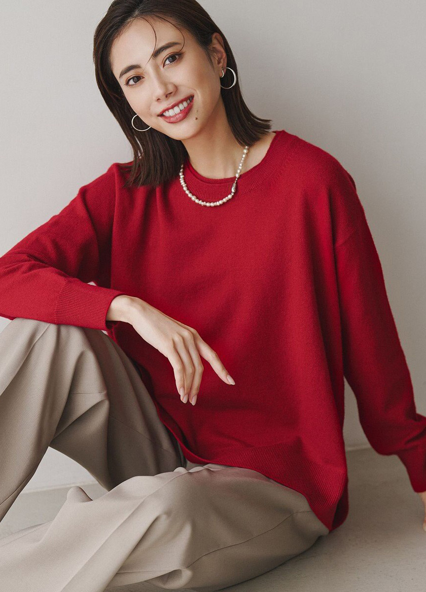 輕柔喀什米爾混紡圓領上衣